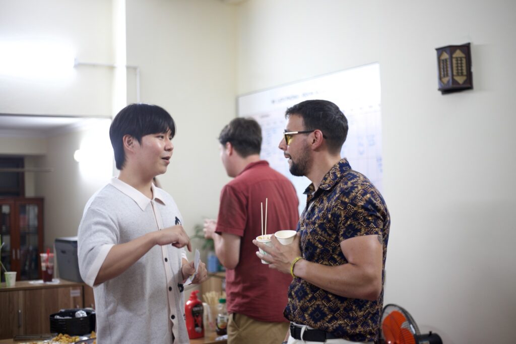 Speak Vietnamese Đi: Role-Play Edition Returns! 6 Speak Vietnamese Đi